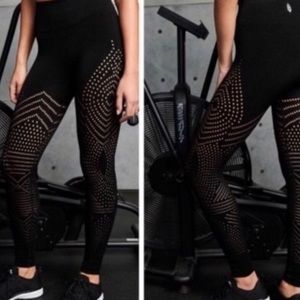 High-Waist Black Seamless Laser-Cut Leggings